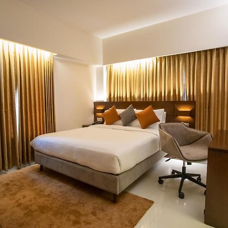 Jatra Flagship Khulna City Centre Екстериор снимка