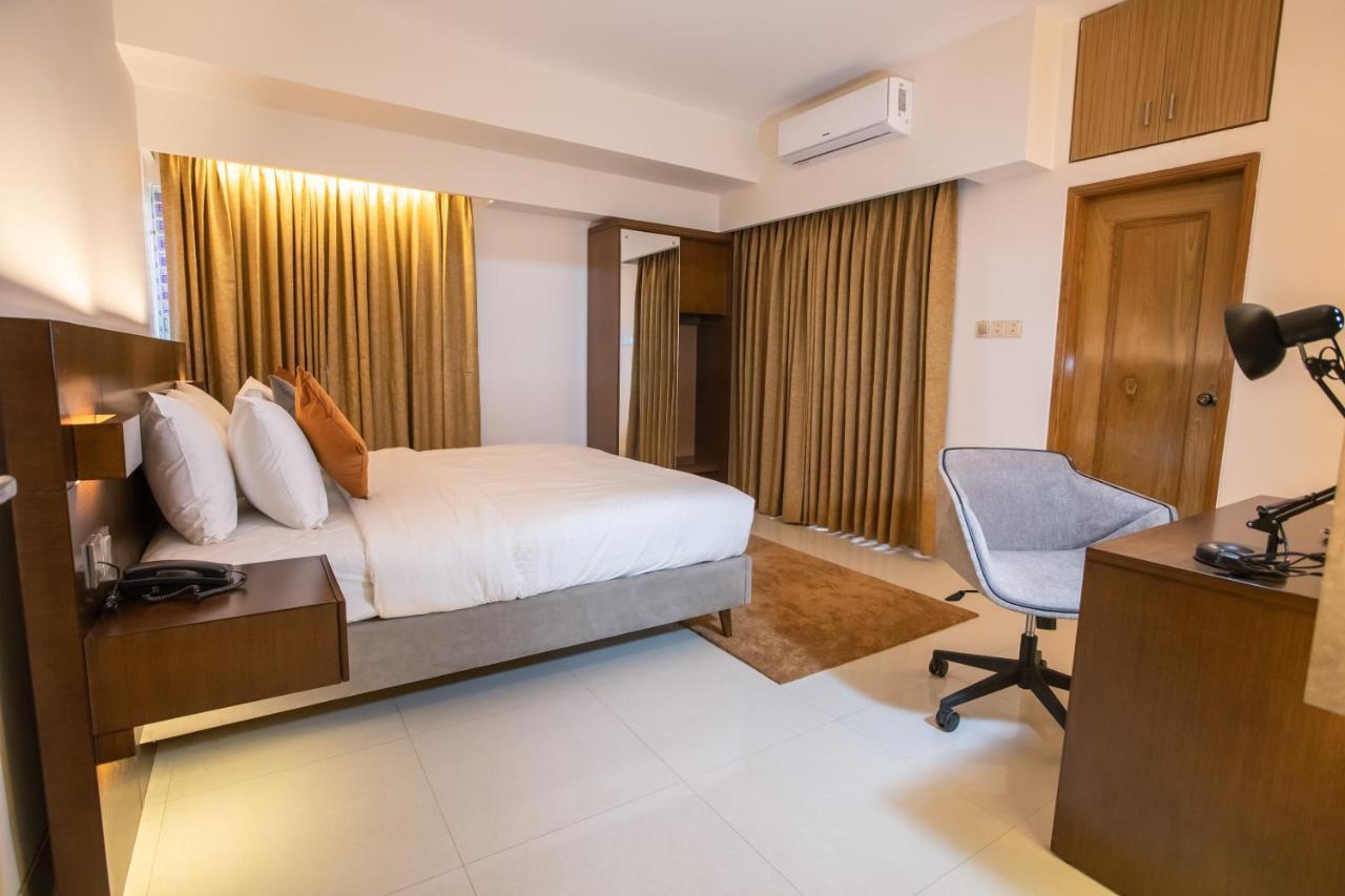 Jatra Flagship Khulna City Centre Екстериор снимка
